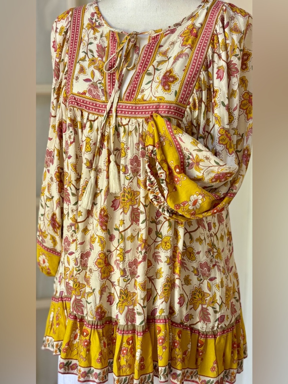 Rachel Zoe Boho Floral Peasant Blouse Tassel Tie Flowy Top S - Picture 3 of 9